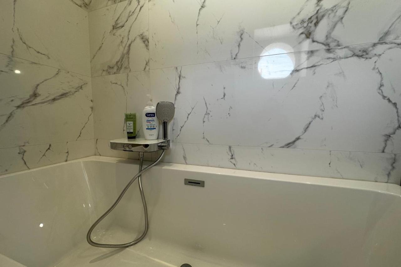 Villa In The Beautiful Districts Of Tours A "Particular" With Great Comfort Extérieur photo
