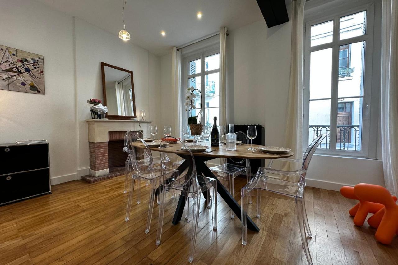 Villa In The Beautiful Districts Of Tours A "Particular" With Great Comfort Extérieur photo