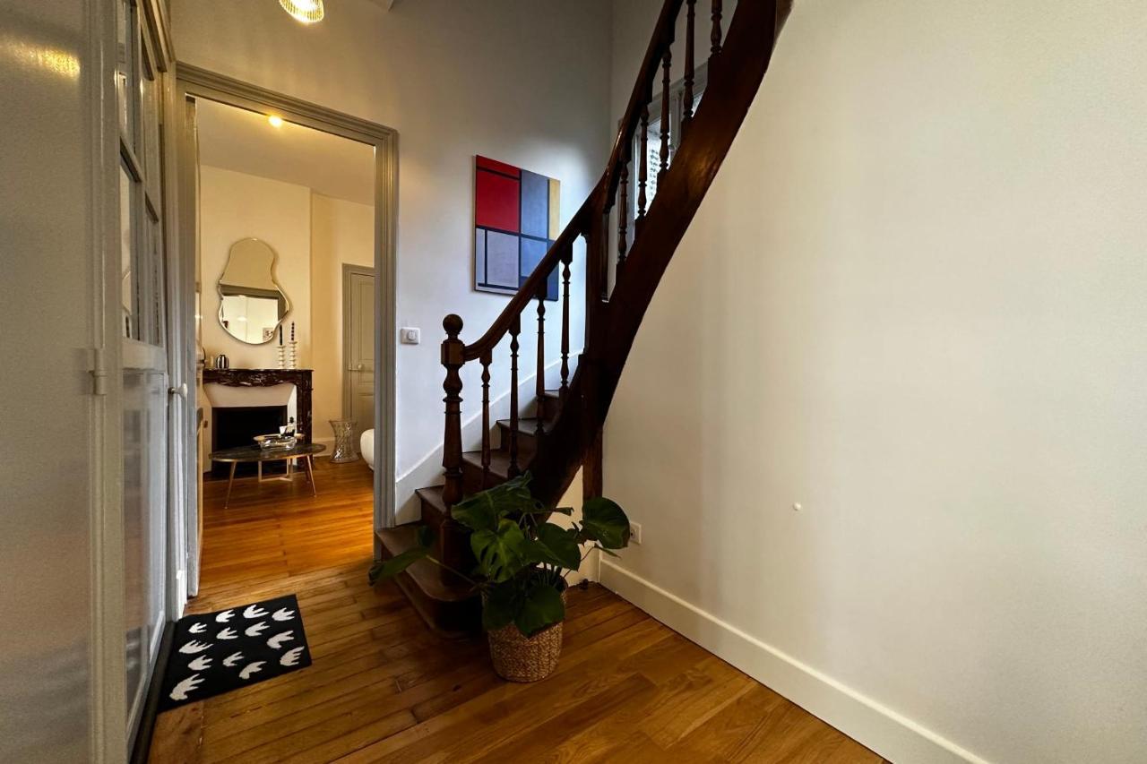 Villa In The Beautiful Districts Of Tours A "Particular" With Great Comfort Extérieur photo